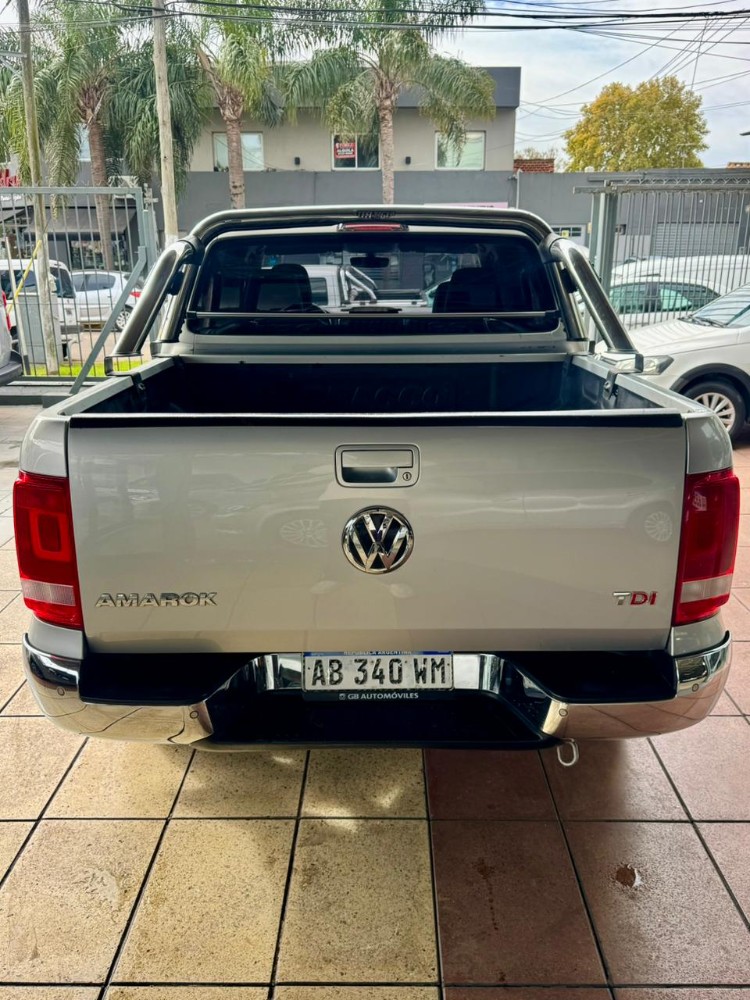 Volkswagen Amarok Highline — foto 5